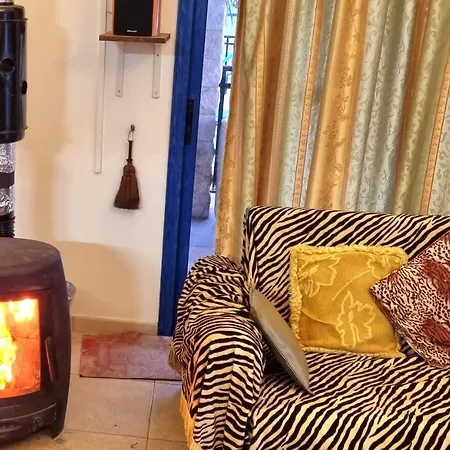 Astrofegia Beachfront Villa *