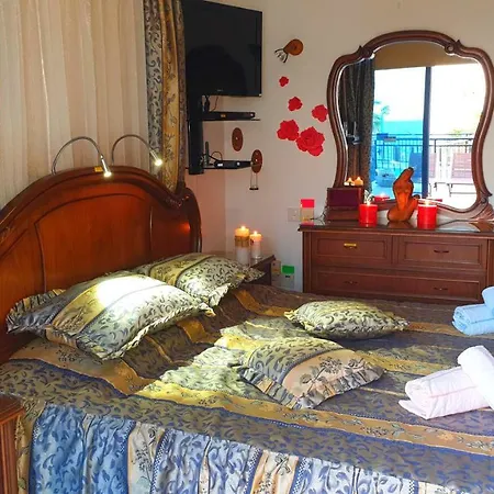 Astrofegia Beachfront *