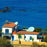 Villa Astrofegia Beachfront