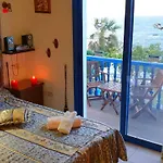 Astrofegia Beachfront * Pomos