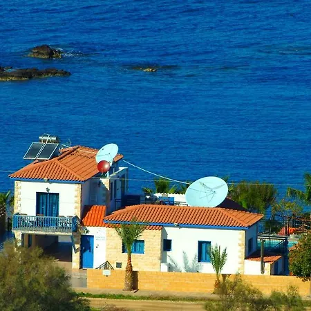 וילה Astrofegia Beachfront