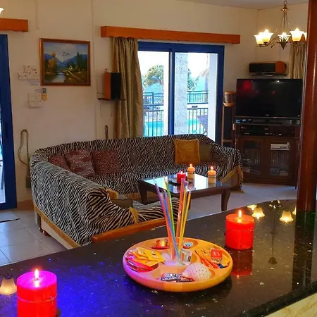 Astrofegia Beachfront * פומוס