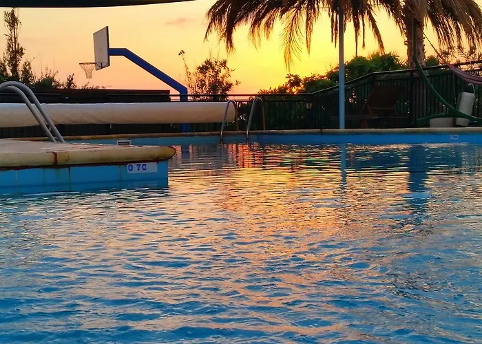 Astrofegia Beachfront Vila Pomos