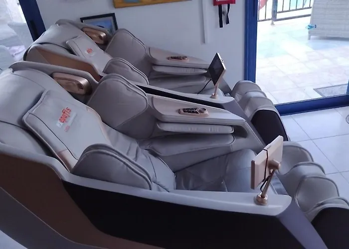 Astrofegia Beachfront Vila *